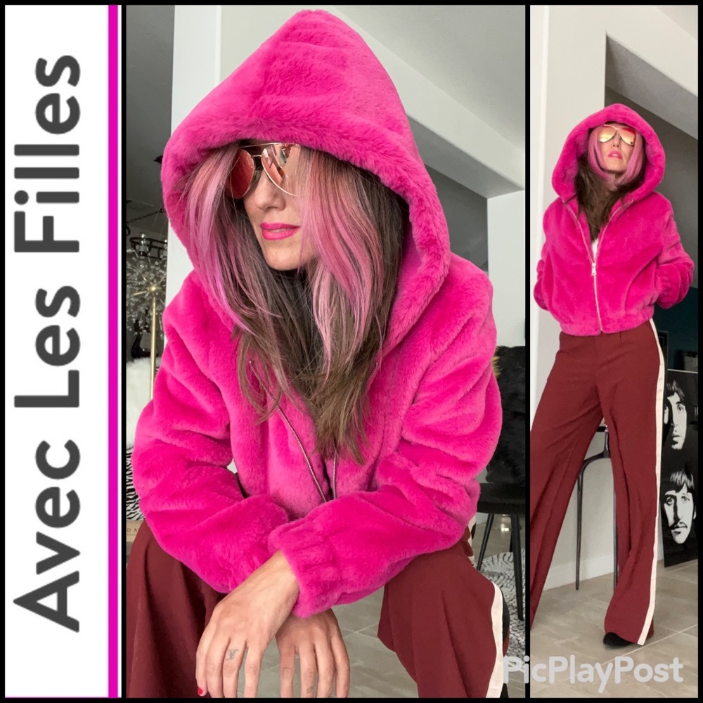 Avec Les Filles Electric Hot Pink XS  S Soft Faux Fur Cropped Hooded Jacket NWT
